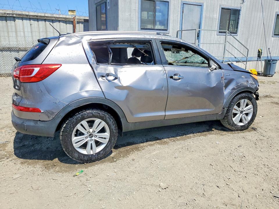 57392636 :رقم المزاد ، KNDPCCA26C7207057 vin ، 2012 Kia Sportage مزاد بيع