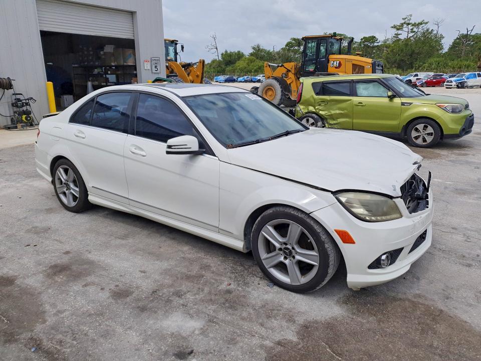 2010 Mercedes-benz C მანქანა იყიდება აუქციონზე, vin: WDDGF5EB6AF376176, აუქციონის ნომერი: 55735526