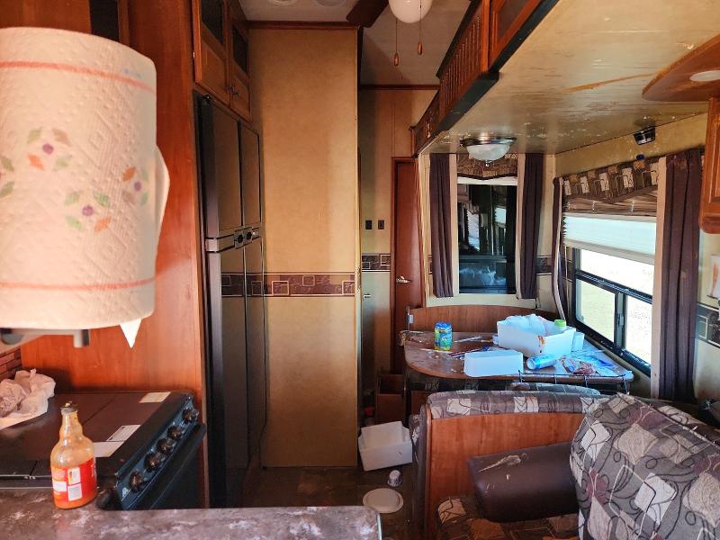 57496356 :رقم المزاد ، 1UJCJ0BV2D1LE0099 vin ، 2013 Jayco Eagle مزاد بيع