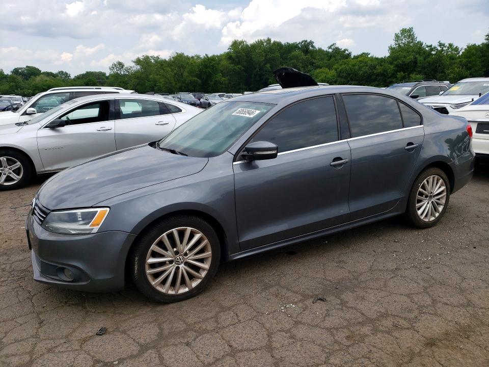 Auction sale of the 2011 Volkswagen Jetta, vin: 3VWLZ7AJ4BM371226, lot number: 58550946