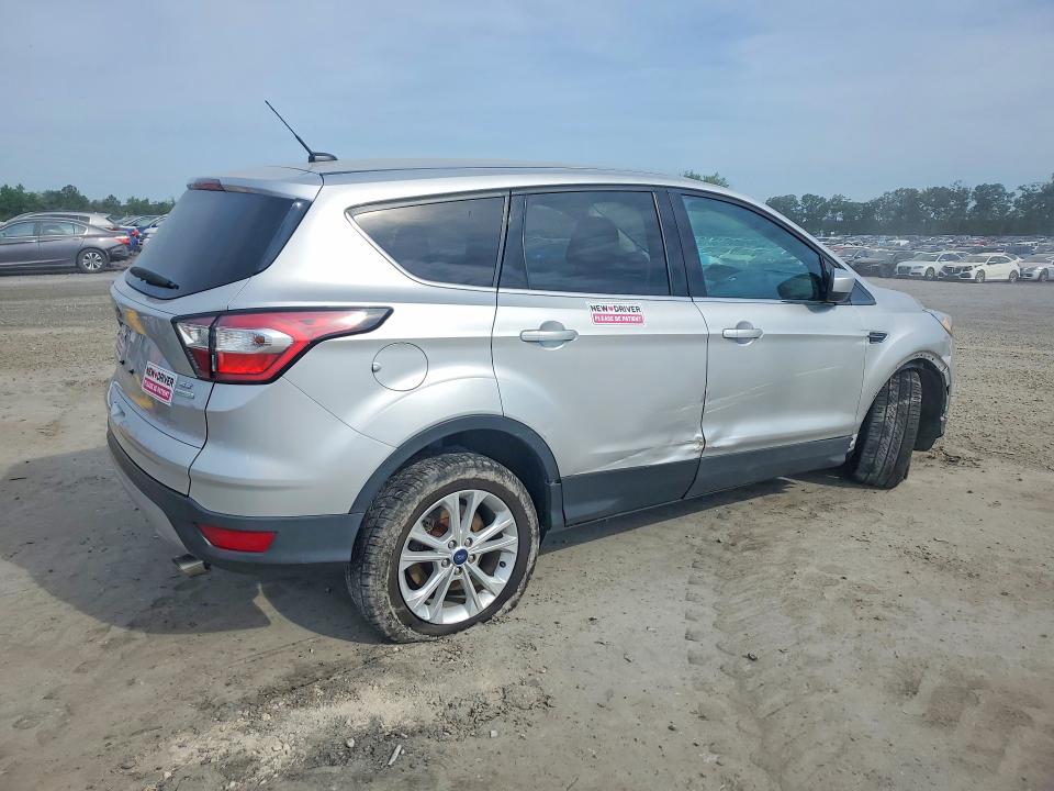 Продаж на аукціоні авто 2017 Ford Escape, vin: 1FMCU0GD9HUD48373, номер лоту: 56274776