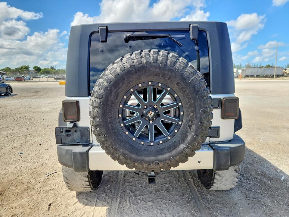 56932566 :رقم المزاد ، 1J4FA54108L643749 vin ، 2008 Jeep Wrangler مزاد بيع