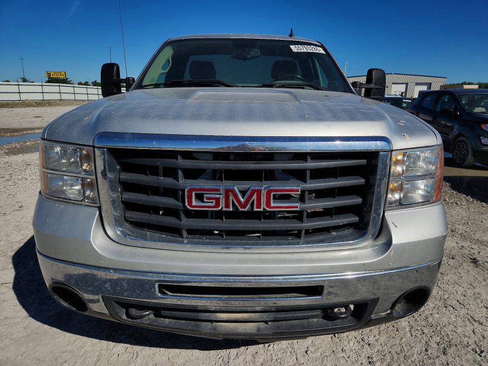 2010 Gmc Sierra მანქანა იყიდება აუქციონზე, vin: 1GT3K0BG6AF127240, აუქციონის ნომერი: 55793286