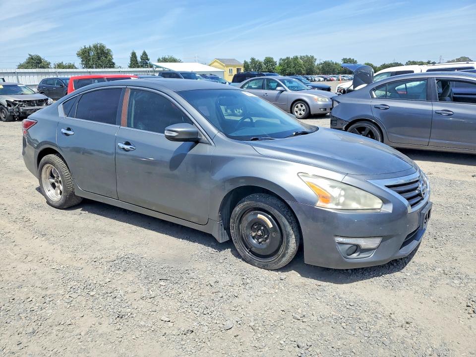 Продажа на аукционе авто 2015 Nissan Altima, vin: 1N4AL3AP7FN358979, номер лота: 55923756
