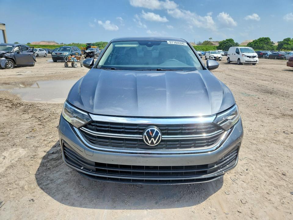 2022 Volkswagen Jetta მანქანა იყიდება აუქციონზე, vin: 3VWEM7BU5NM012939, აუქციონის ნომერი: 57160596