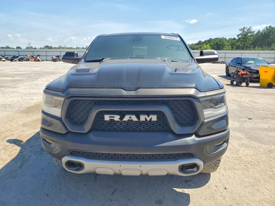 58306016 :رقم المزاد ، 1C6RRELT8KN527183 vin ، 2019 Ram 1500 مزاد بيع