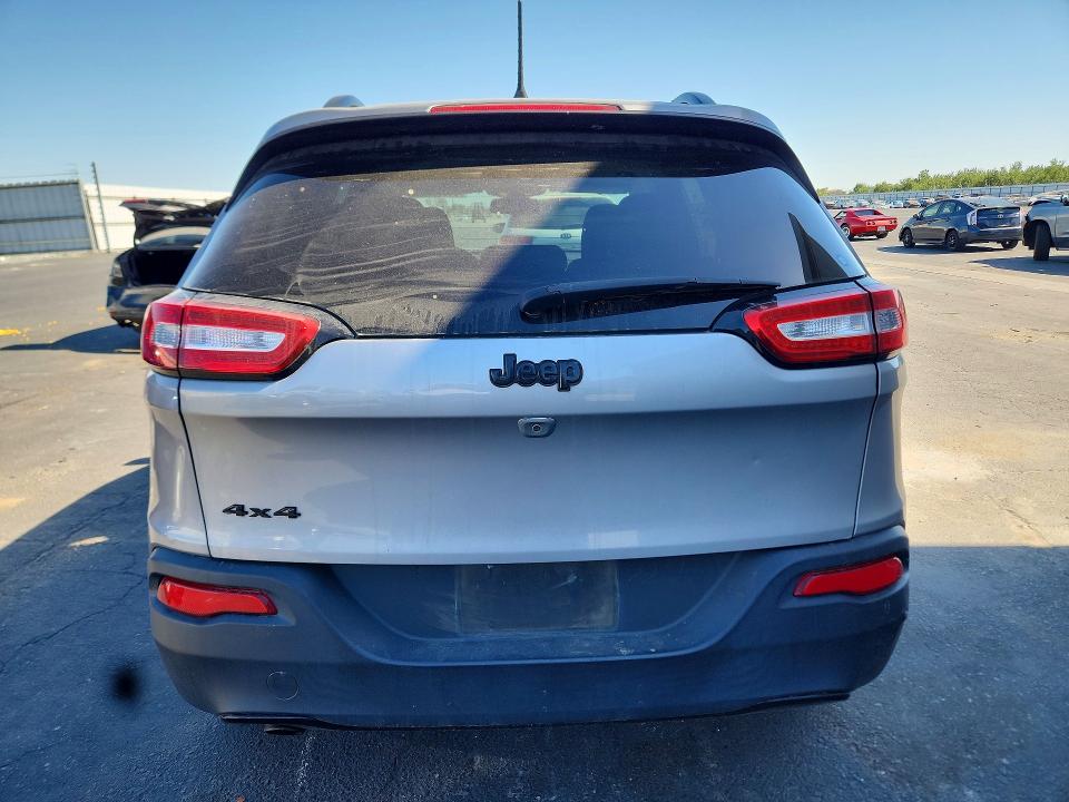 Продаж на аукціоні авто 2018 Jeep Cherokee, vin: 1C4PJMCB7JD543582, номер лоту: 58577456