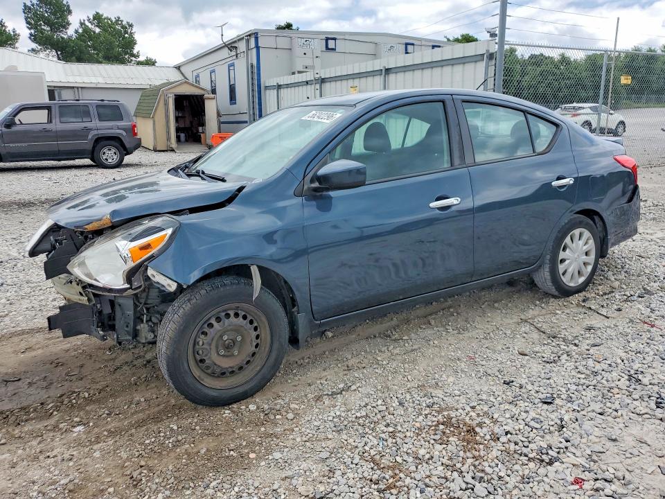 2017 Nissan Versa მანქანა იყიდება აუქციონზე, vin: 3N1CN7AP2HL875746, აუქციონის ნომერი: 56242296