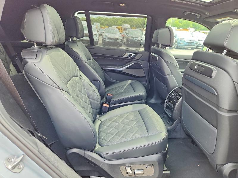 57251736 :رقم المزاد ، 5UX23EM06T9293764 vin ، 2026 Bmw X7 مزاد بيع
