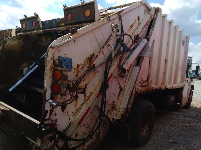 55907156 :رقم المزاد ، 1FV6HLBB0VH696388 vin ، 1997 Freightliner Fl70 مزاد بيع