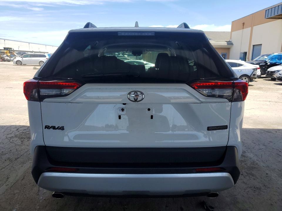 56696456 :رقم المزاد ، 2T3J1RFV9RW465796 vin ، 2024 Toyota Rav4 مزاد بيع