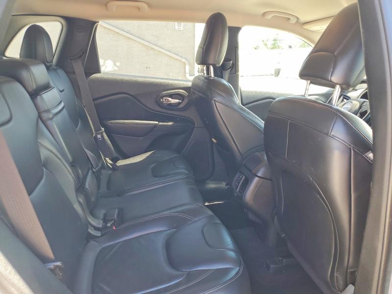 55652676 :رقم المزاد ، 1C4PJMDS3HW544631 vin ، 2017 Jeep Cherokee مزاد بيع