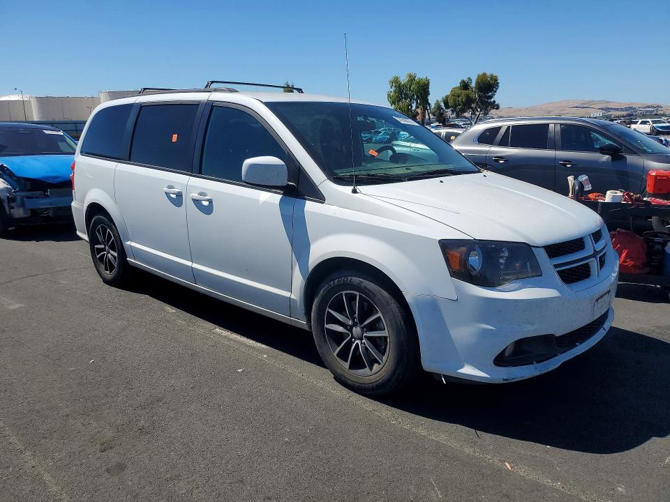 57369376 :رقم المزاد ، 2C4RDGEG4JR342925 vin ، 2018 Dodge Grand Caravan مزاد بيع