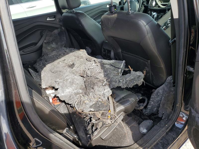 2015 Ford Escape მანქანა იყიდება აუქციონზე, vin: 1FMCU9JX3FUA66007, აუქციონის ნომერი: 57750646