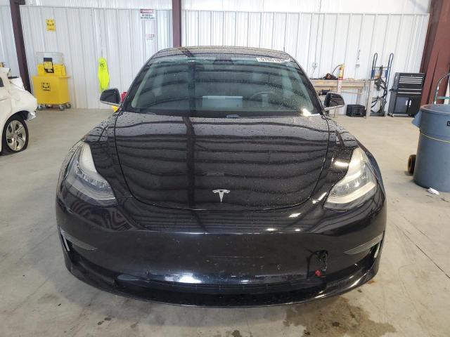 57651896 :رقم المزاد ، 5YJ3E1EB8JF082674 vin ، 2018 Tesla Model 3 مزاد بيع