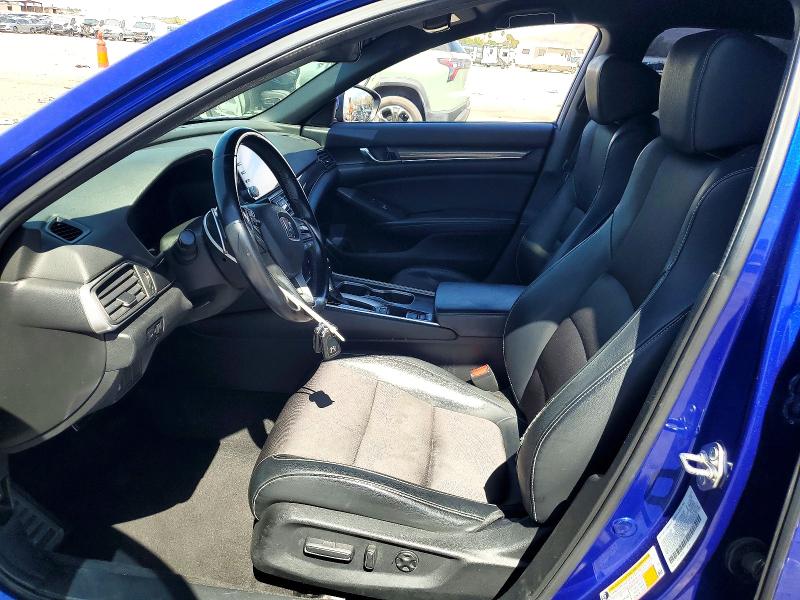 57369386 :رقم المزاد ، 1HGCV1F37JA025450 vin ، 2018 Honda Accord مزاد بيع