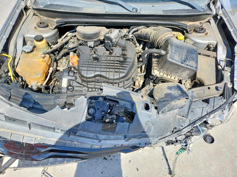 55891776 :رقم المزاد ، 1C3CCBCG3DN651466 vin ، 2013 Chrysler 200 مزاد بيع