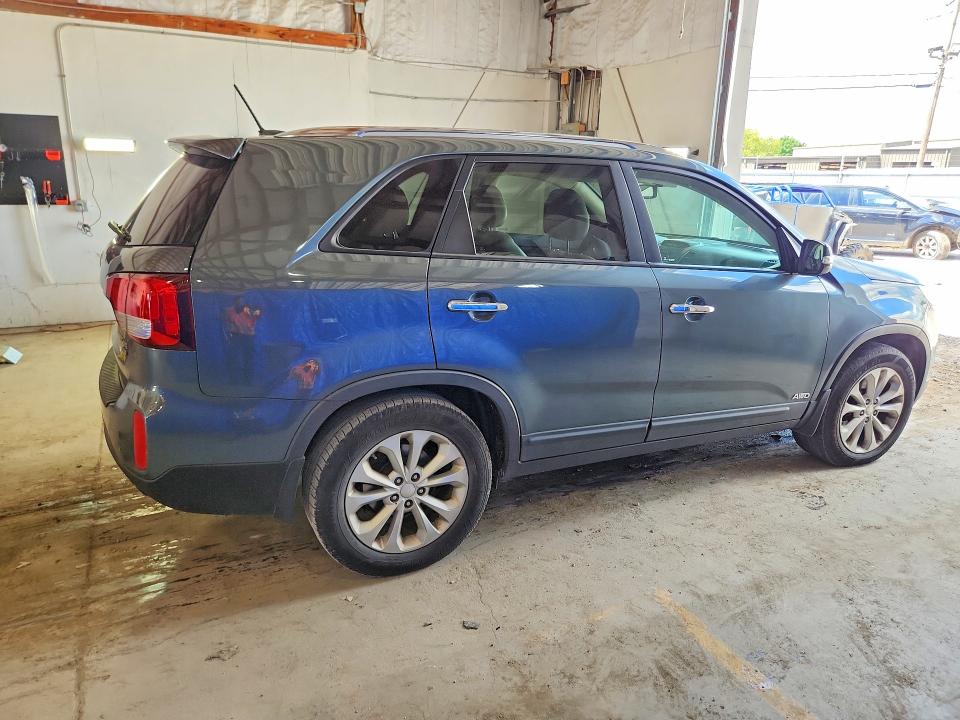 2014 Kia Sorento მანქანა იყიდება აუქციონზე, vin: 5XYKUDA79EG525110, აუქციონის ნომერი: 57559836