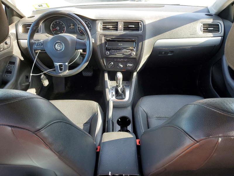 56821946 :رقم المزاد ، 3VWD17AJ3EM227053 vin ، 2014 Volkswagen Jetta مزاد بيع