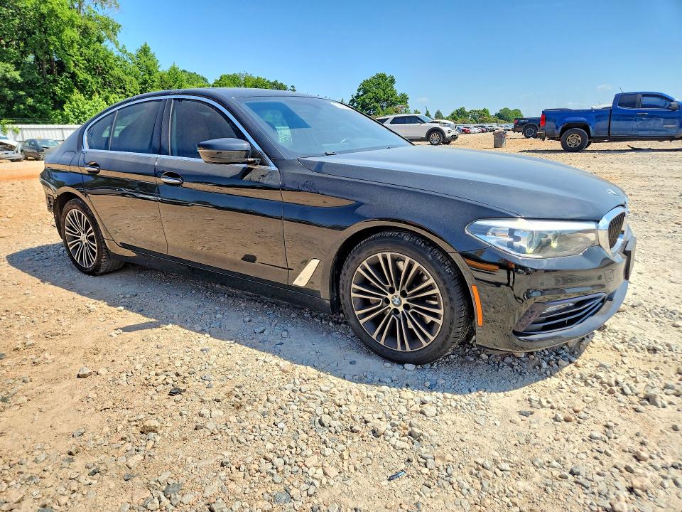 56850986 :رقم المزاد ، WBAJA5C59JG899016 vin ، 2018 Bmw 530 مزاد بيع