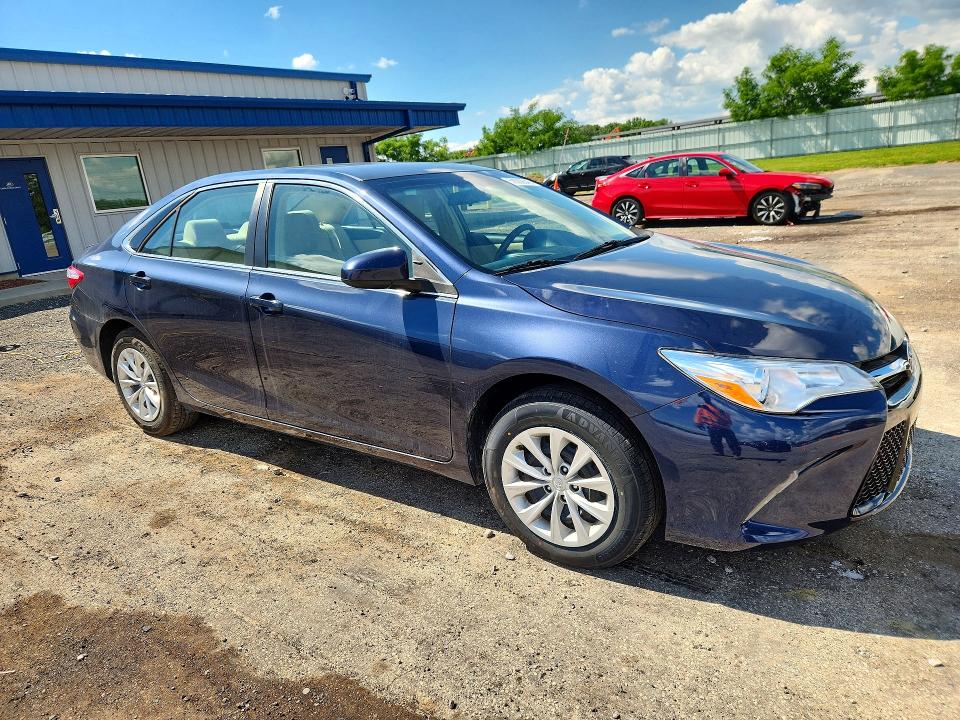 2017 Toyota Camry მანქანა იყიდება აუქციონზე, vin: 4T1BF1FK9HU768971, აუქციონის ნომერი: 58562846