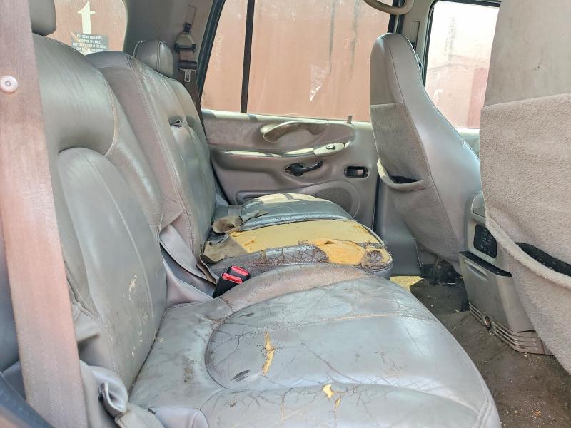 Продажа на аукционе авто 2002 Ford Expedition, vin: 1FMRU15L32LA49565, номер лота: 58950996