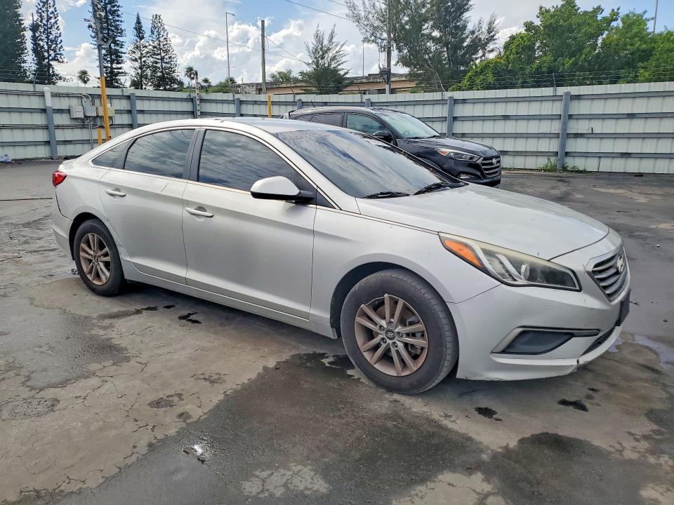 2017 Hyundai Sonata მანქანა იყიდება აუქციონზე, vin: 5NPE24AF4HH490970, აუქციონის ნომერი: 55681906