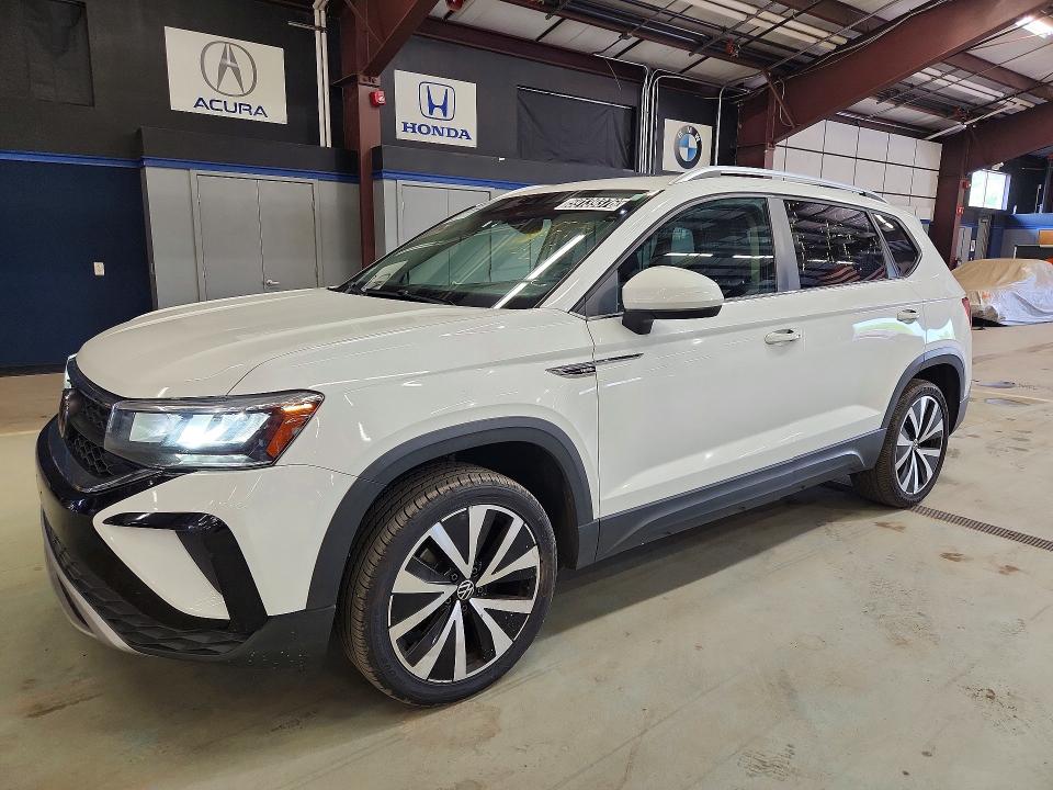 2022 Volkswagen Taos მანქანა იყიდება აუქციონზე, vin: 3VVPX7B28NM086343, აუქციონის ნომერი: 59139376