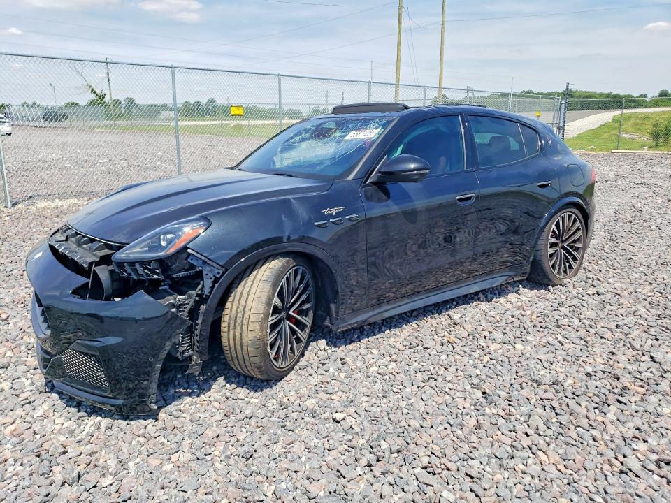 Aukcja sprzedaży 2023 Maserati Grecale, vin: ZN682CVT6P7427894, numer aukcji: 55821256