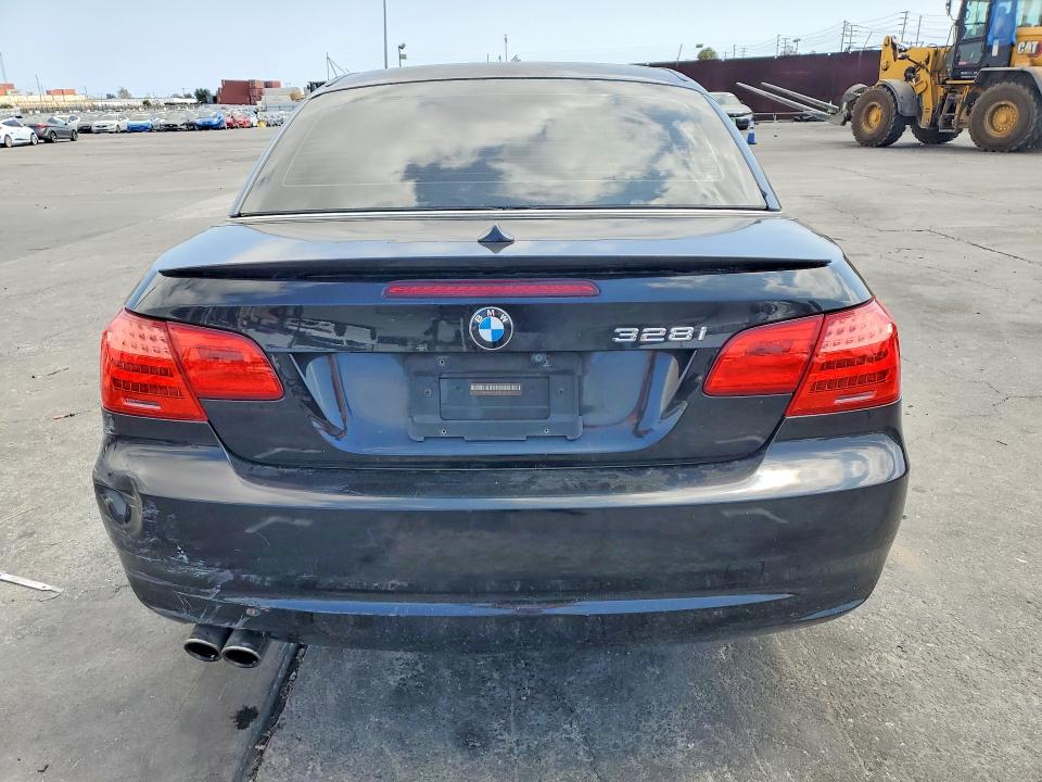 Продажа на аукционе авто 2011 Bmw 328, vin: WBADW7C5XBE543763, номер лота: 85624015