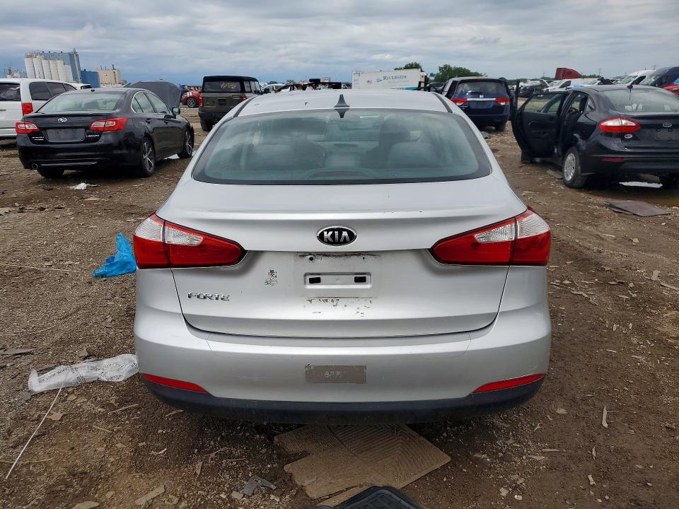 2015 Kia Forte მანქანა იყიდება აუქციონზე, vin: KNAFX4A60F5278485, აუქციონის ნომერი: 55840956