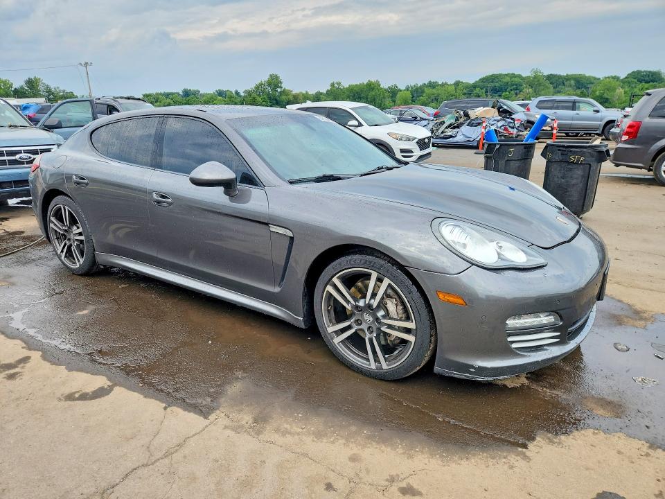 85633495 :رقم المزاد ، WP0AA2A71DL012039 vin ، 2013 Porsche Panamera مزاد بيع