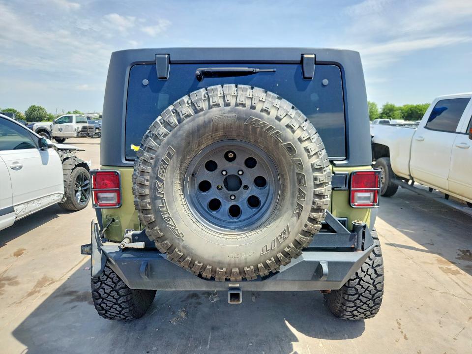 Продажа на аукционе авто 2013 Jeep Wrangler Unlimited, vin: 1C4BJWDG4DL686497, номер лота: 58757946