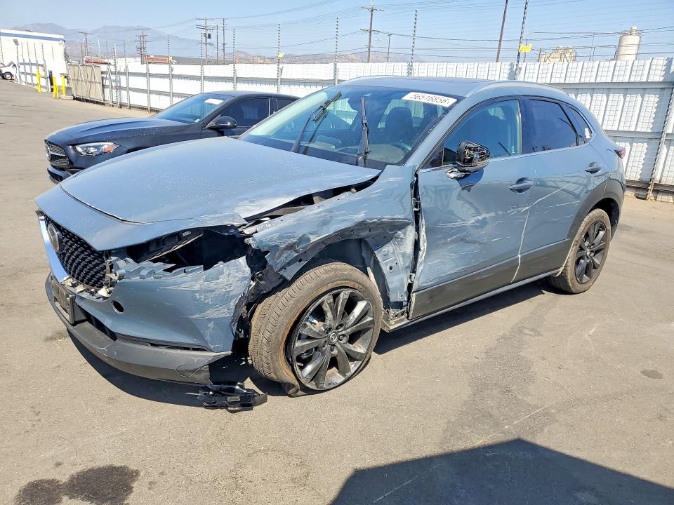 56516856 :رقم المزاد ، 3MVDMBDY8NM448085 vin ، 2022 Mazda Cx-30 مزاد بيع