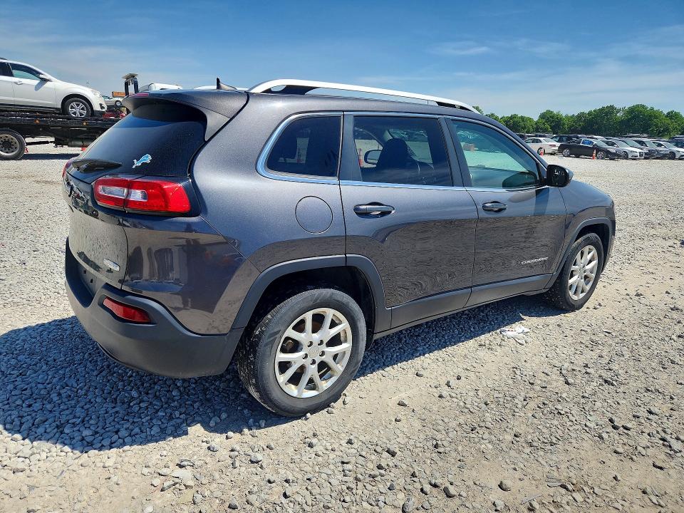 55531736 :رقم المزاد ، 1C4PJLCB2HW523393 vin ، 2017 Jeep Cherokee مزاد بيع
