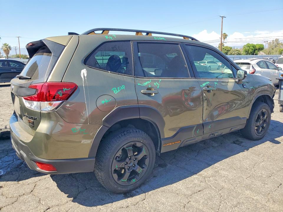 Продаж на аукціоні авто 2024 Subaru Forester, vin: JF2SKAJC6RH402901, номер лоту: 57578126