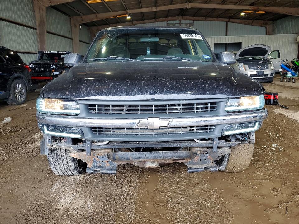 Продаж на аукціоні авто 2000 Chevrolet Silverado, vin: 1GCEC14W8YZ154318, номер лоту: 56292406