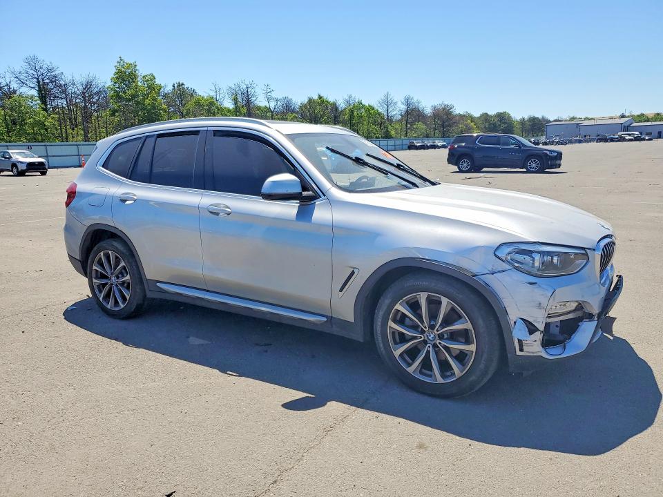 55150076 :رقم المزاد ، 5UXTR9C50JLD72423 vin ، 2018 Bmw X3 مزاد بيع