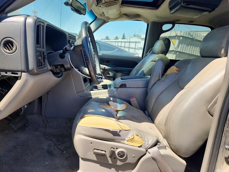 57590306 :رقم المزاد ، 3GNEC16T03G298917 vin ، 2003 Chevrolet Suburban مزاد بيع