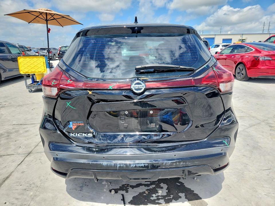 56592736 :رقم المزاد ، 3N1CP5BV3ML538718 vin ، 2021 Nissan Kicks مزاد بيع