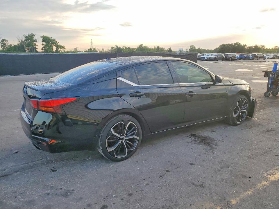 57352396 :رقم المزاد ، 1N4BL4CV7SN309166 vin ، 2025 Nissan Altima مزاد بيع
