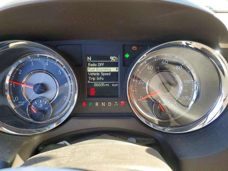 58077016 :رقم المزاد ، 2C4RC1CG4FR573320 vin ، 2015 Chrysler Town & Country مزاد بيع