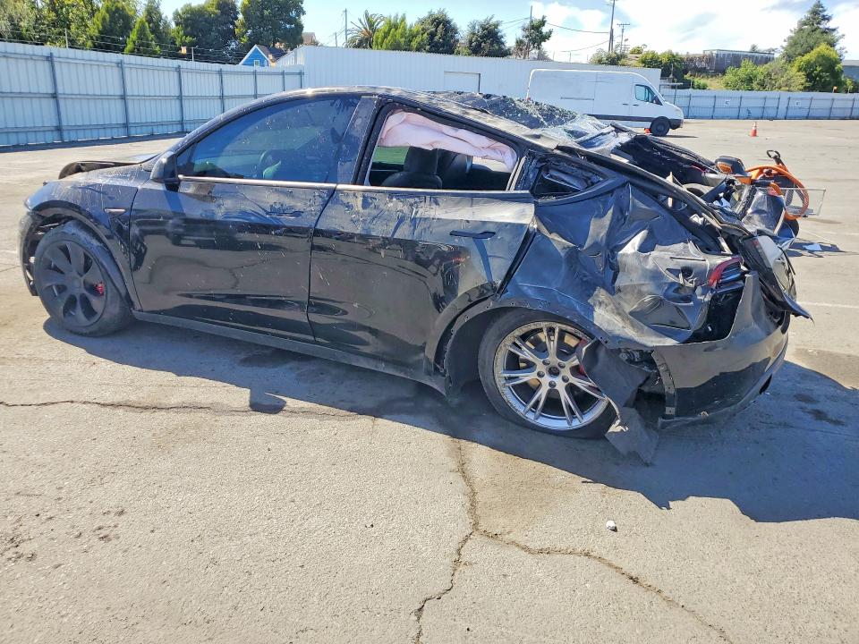 Продажа на аукционе авто 2023 Tesla Model Y, vin: 7SAYGDEE0PF853118, номер лота: 56626166