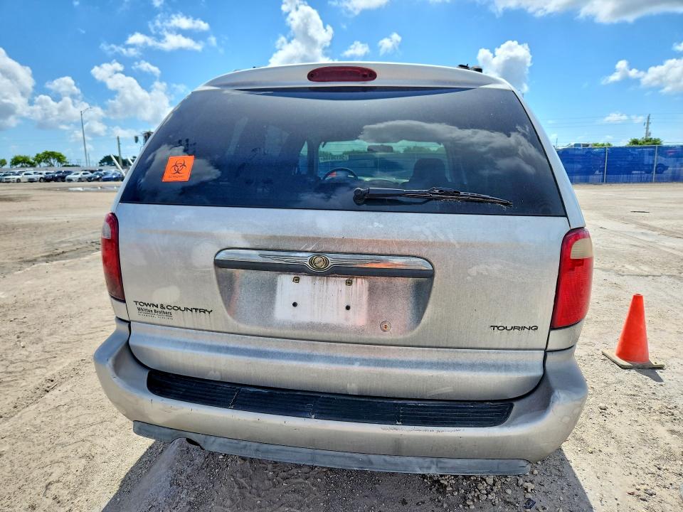 2005 Chrysler Town & Country მანქანა იყიდება აუქციონზე, vin: 2C8GP54L15R460579, აუქციონის ნომერი: 58130156