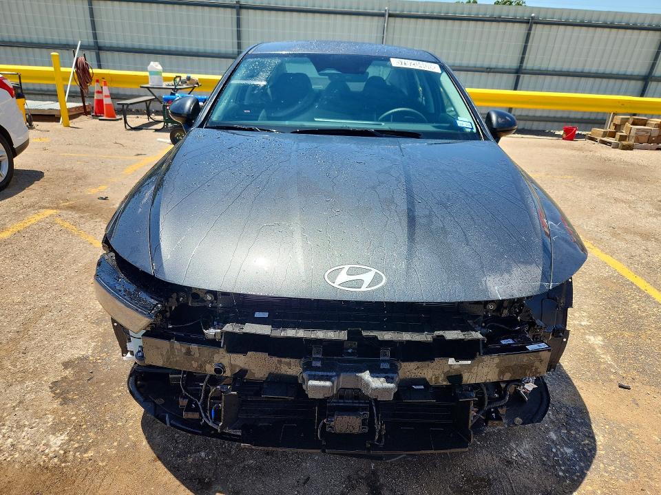 2026 Hyundai Sonata Hybrid მანქანა იყიდება აუქციონზე, vin: KMHL24JJ9TA164704, აუქციონის ნომერი: 57920406