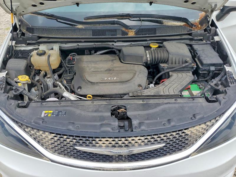 57713056 :رقم المزاد ، 2C4RC1CG3HR571562 vin ، 2017 Chrysler Pacifica مزاد بيع