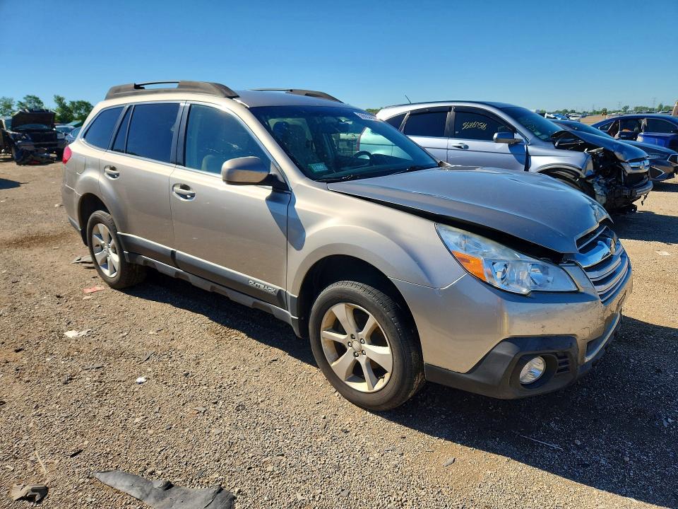 56662606 :رقم المزاد ، 4S4BRCCC1E3233022 vin ، 2014 Subaru Outback مزاد بيع