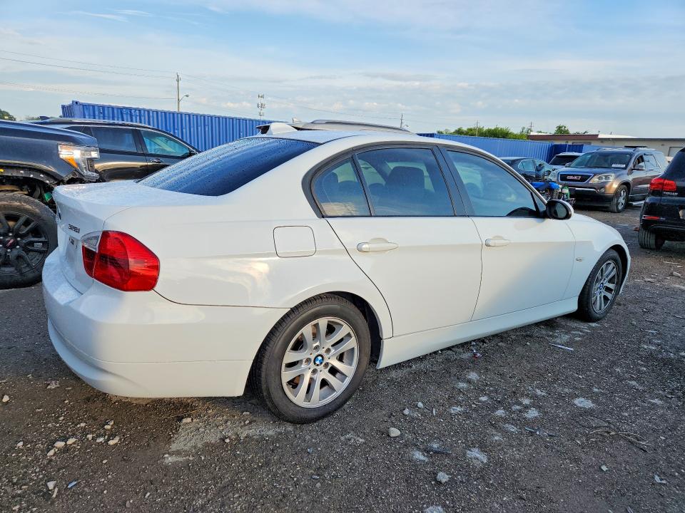 2007 Bmw 328 მანქანა იყიდება აუქციონზე, vin: WBAVA33597KX75890, აუქციონის ნომერი: 58073626