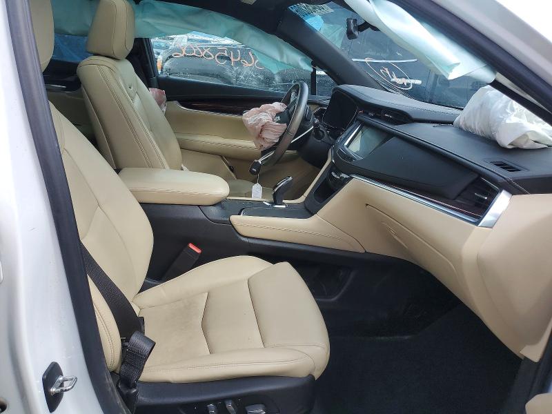 56458206 :رقم المزاد ، 1GYKNDRS5HZ324827 vin ، 2017 Cadillac Xt5 مزاد بيع