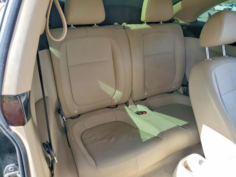 56081106 :رقم المزاد ، 3VWJL7AT5DM625927 vin ، 2013 Volkswagen Beetle مزاد بيع